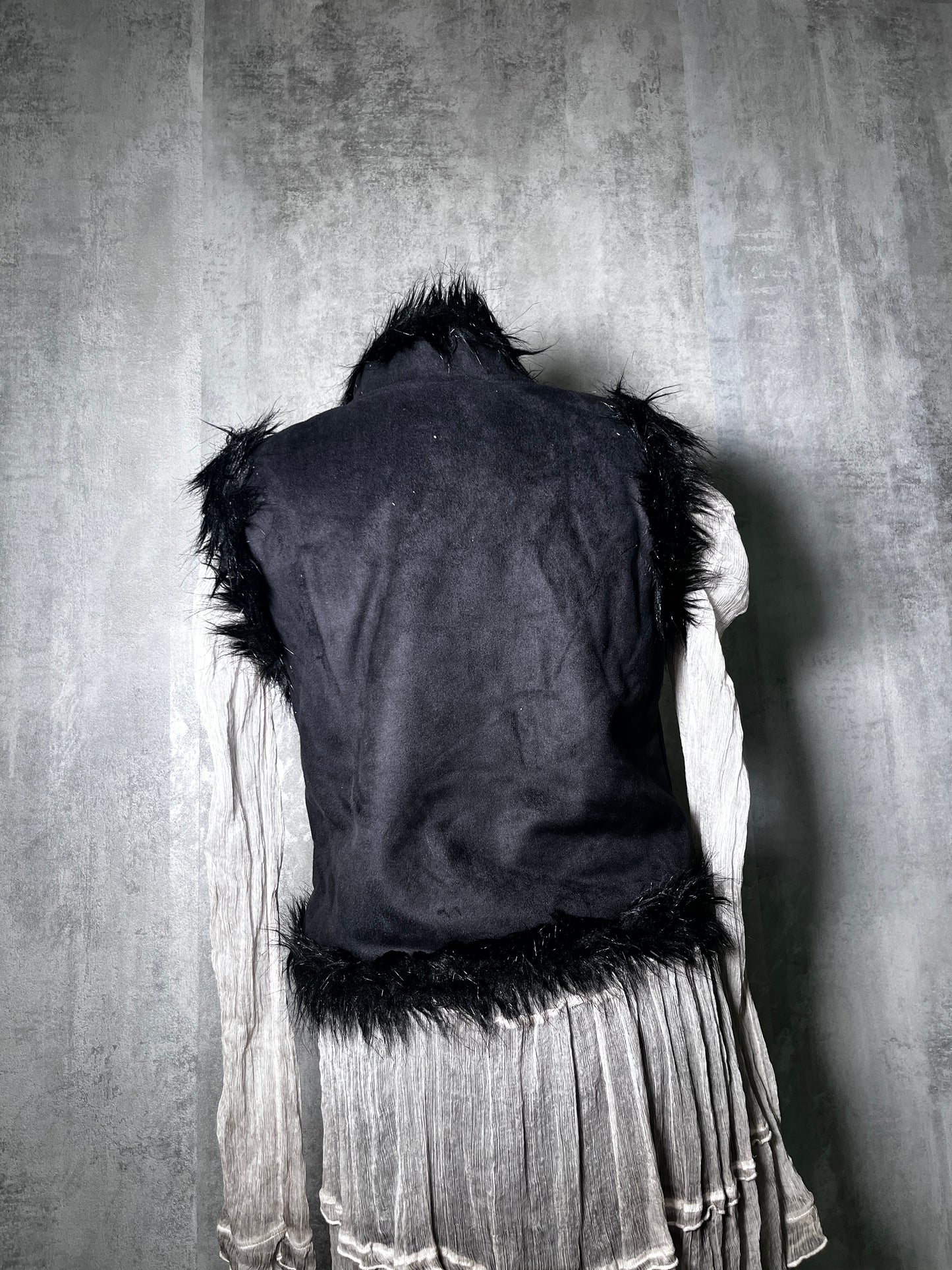 Ravenchild vest #10557