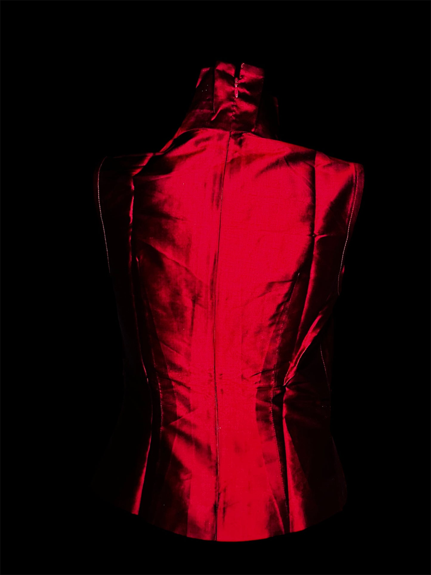 La Hormiga Silk Vampire High- Neck