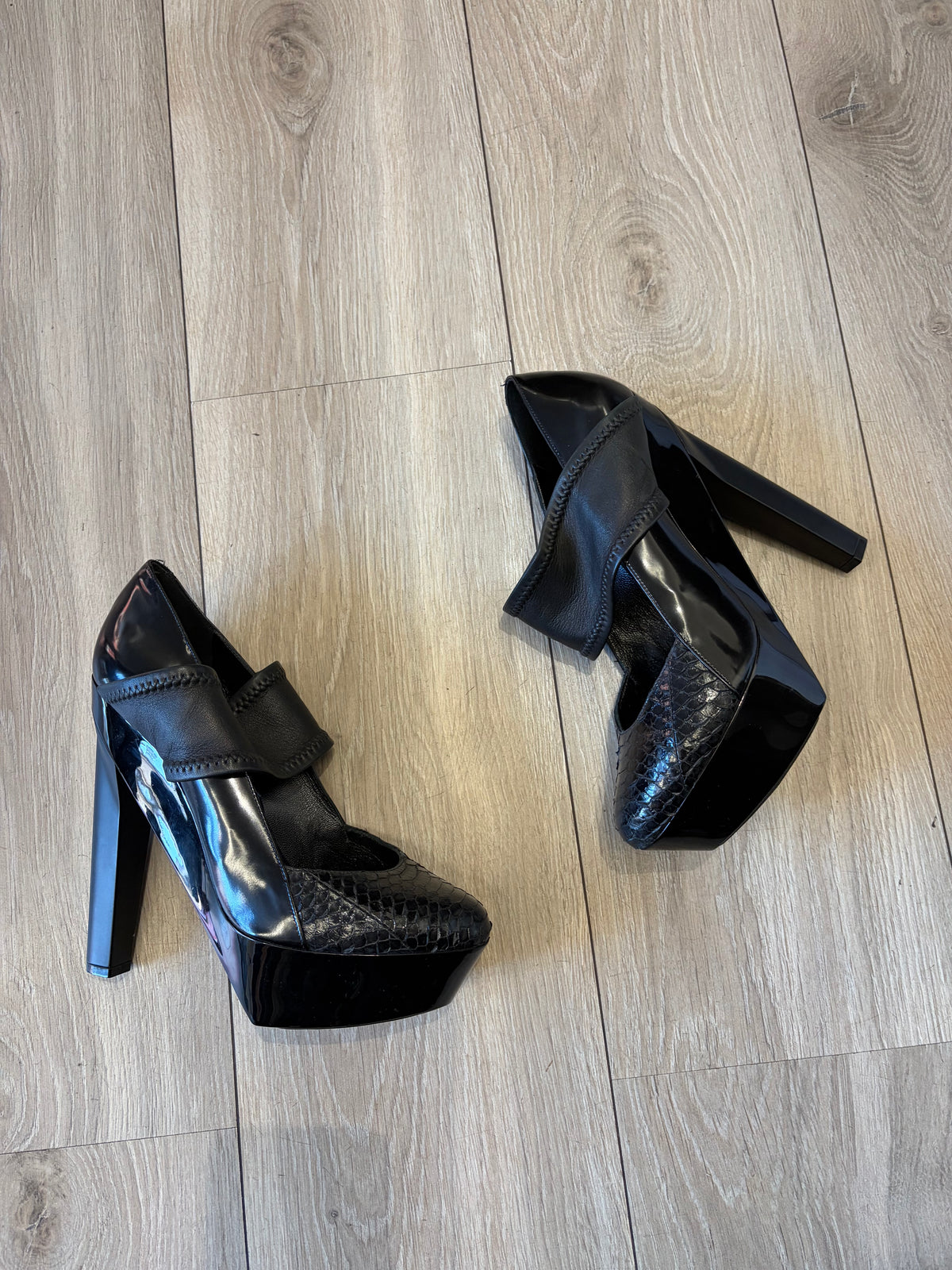 Pierre Hardy Black Platform Mary Jane Pumps #13631