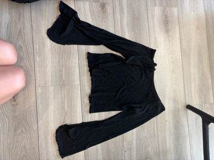 2000s Black Off-Shoulder Flared-Sleeve Top #13258
