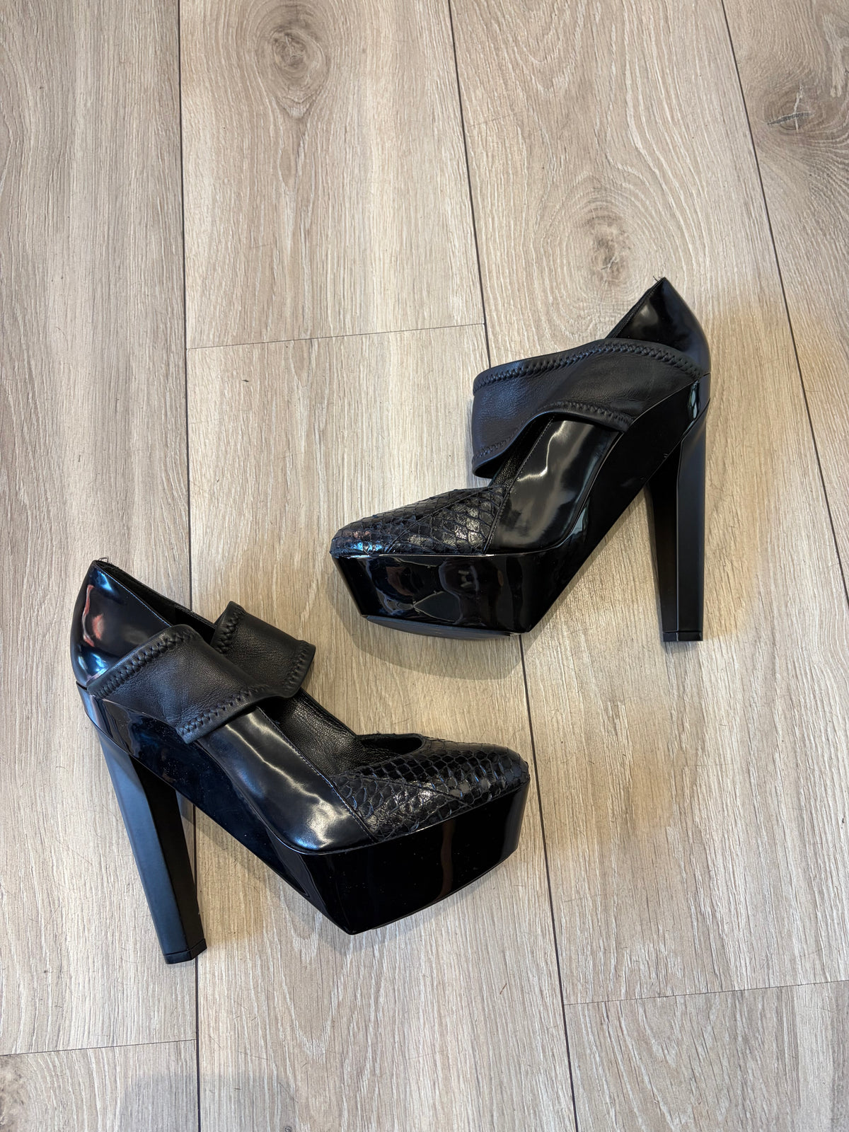 Pierre Hardy Black Platform Mary Jane Pumps #13631