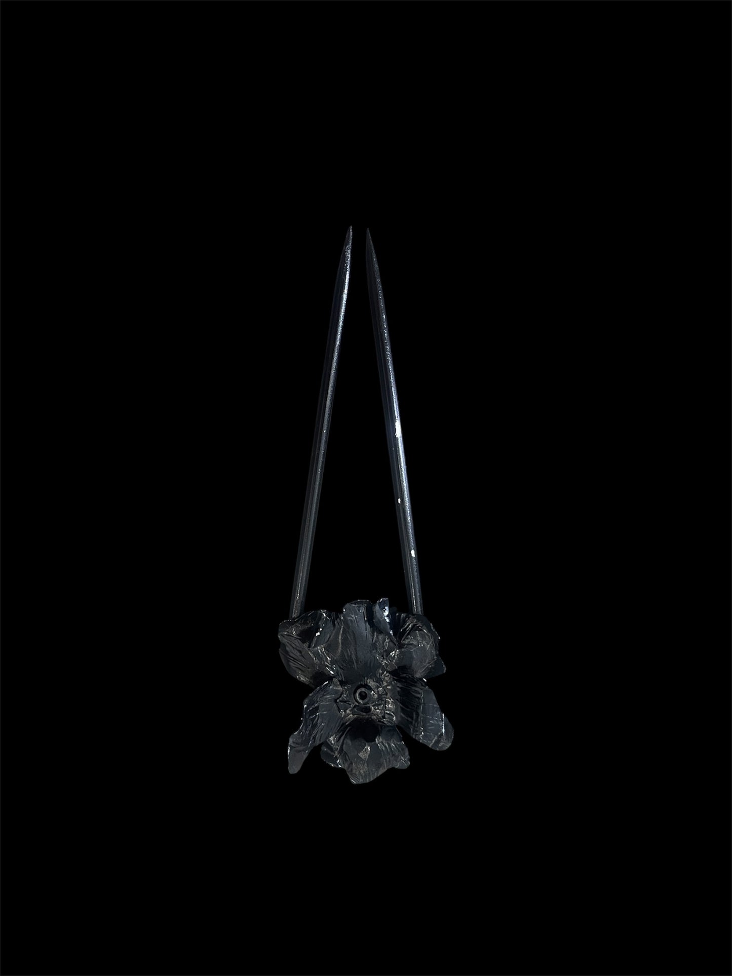 Black Bloom Hair Pin — #12885