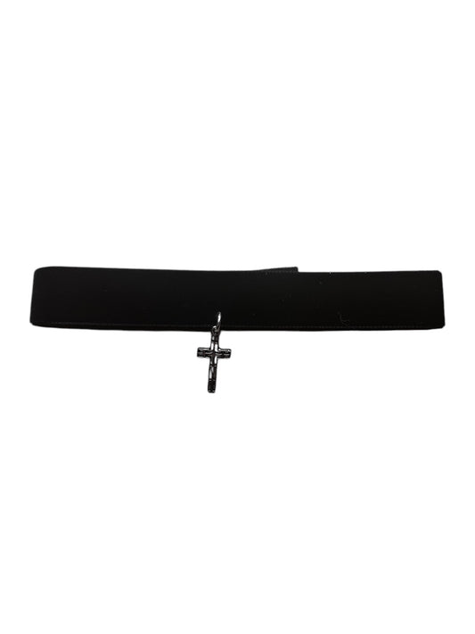 Velvet Cross Choker #7093