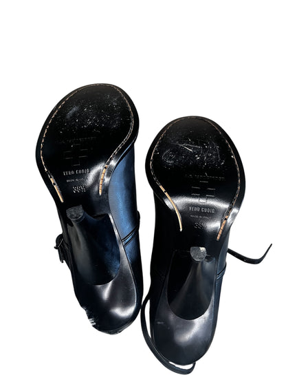 A.F. Vandevorst Runway Mary Jane Heels – Fall/Winter 2009