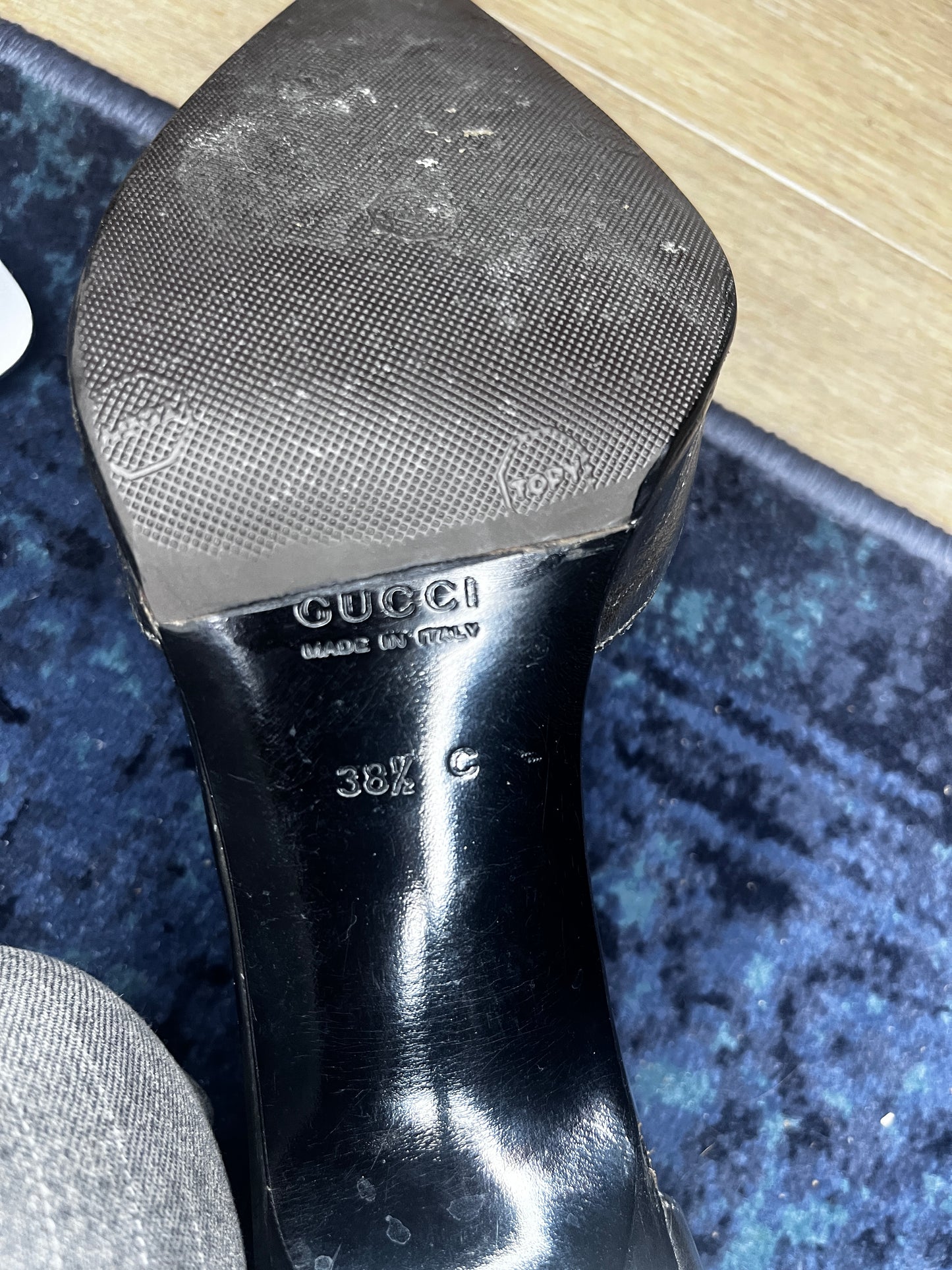 Gucci by Tom Ford – 1997 Iconic Metal Heel Stilettos #9607