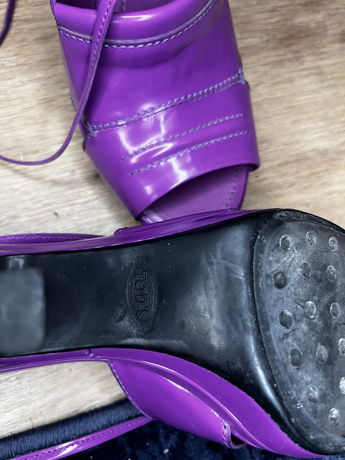 Tod’s Purple Patent Leather Lace-Up Platform Sandals #9606