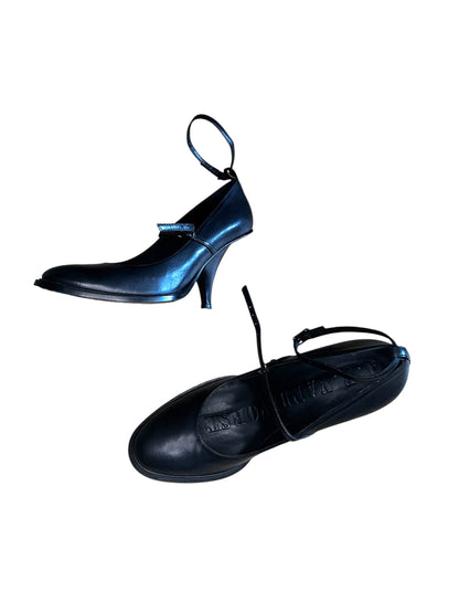 A.F. Vandevorst Runway Mary Jane Heels – Fall/Winter 2009