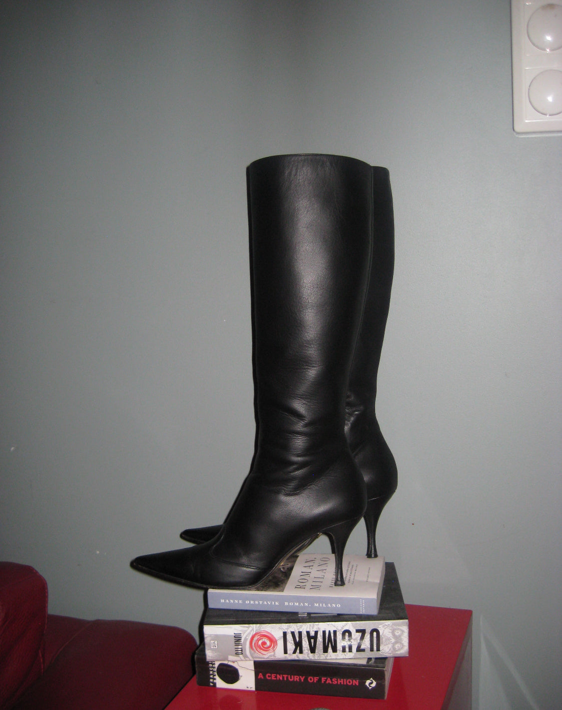 Dolce & Gabbana Black Leather Knee-High Boots – Leopard Lining – EU 38