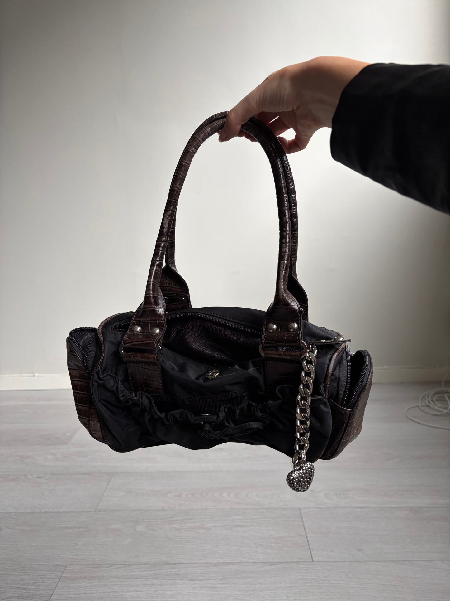 OLPAN Ruffled Nylon Bowling Bag #13182