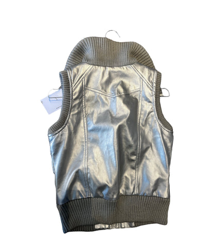 Silver Vest S