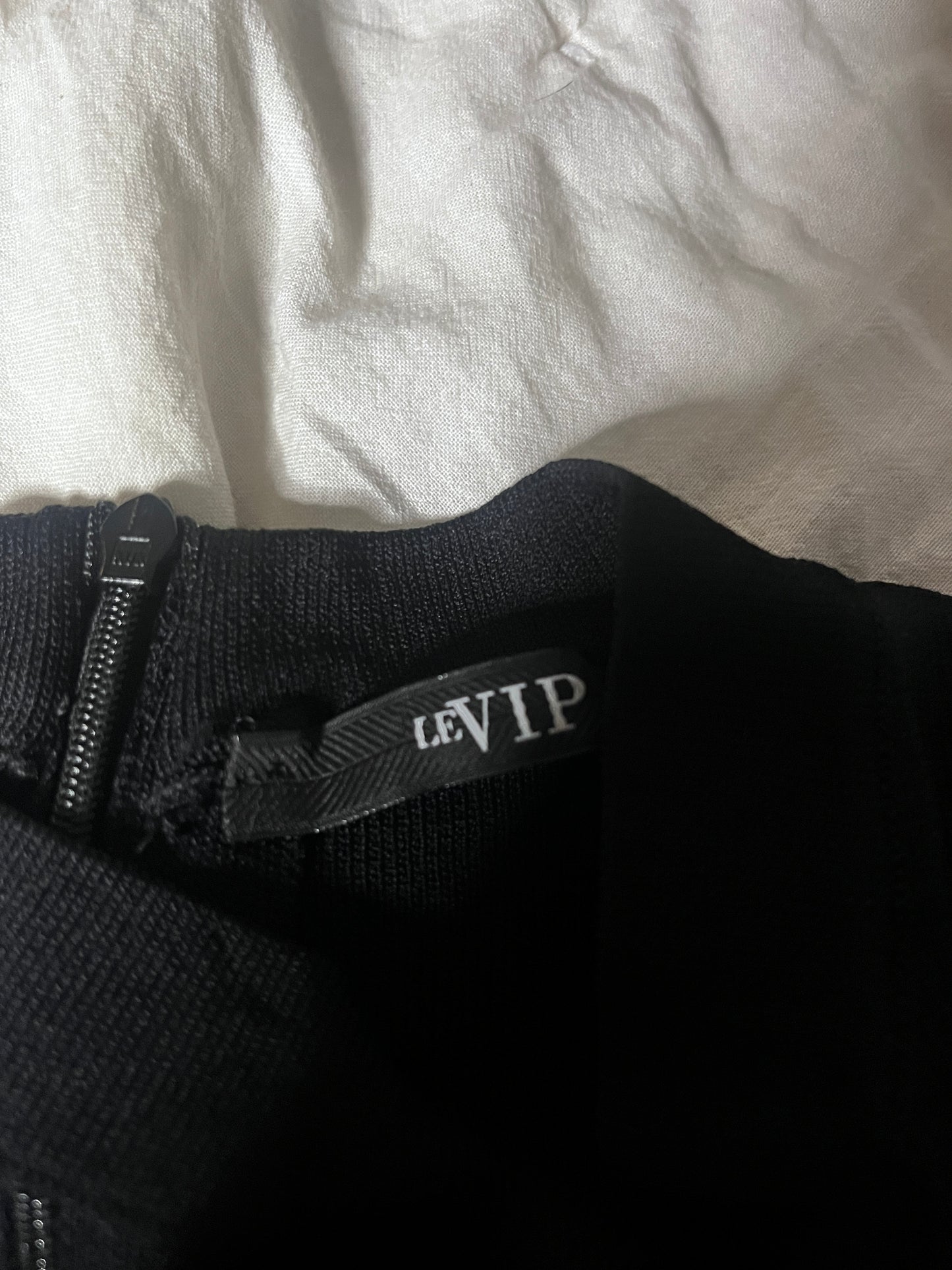 LEVIP — Cut-Out Choker Knit Top (Italy, early 2000s) #11095