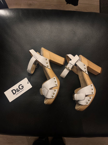 Dolce & Gabbana Clocs #8880