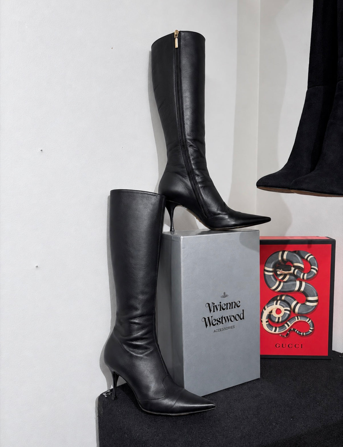 Dolce & Gabbana Black Leather Knee-High Boots – Leopard Lining – EU 38