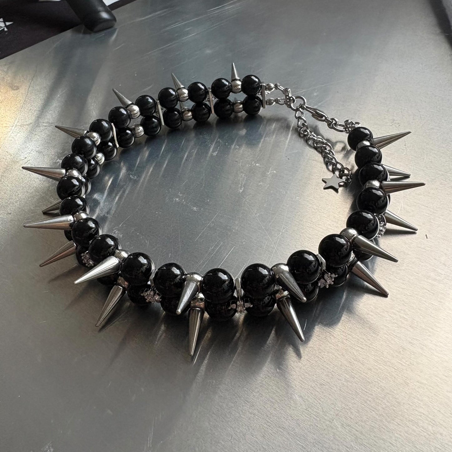 Extraction black spikes choker 666999 #9942